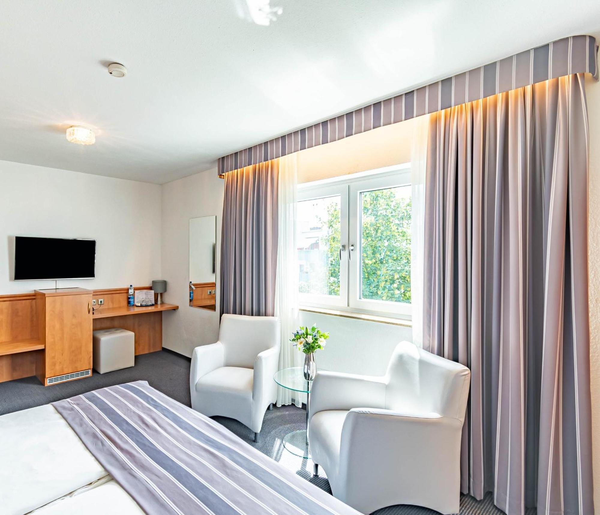 Parkhotel Sonnenberg التيف المظهر الخارجي الصورة